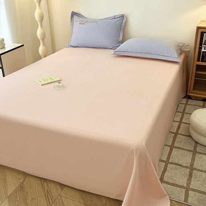 91家纺网 家纺一手货源 找家纺 菲梵家纺 2025新款纯色双拼全棉加厚磨毛刺绣款套单床单（自然光场景） 少女粉