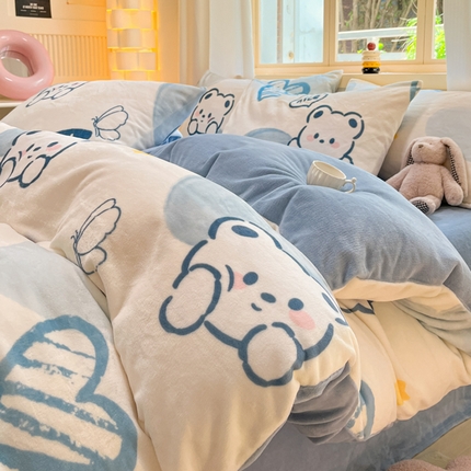 铭宣家居 2024新款7斤小清新高克重牛奶绒印花四件套床单床笠款 爱心熊-蓝