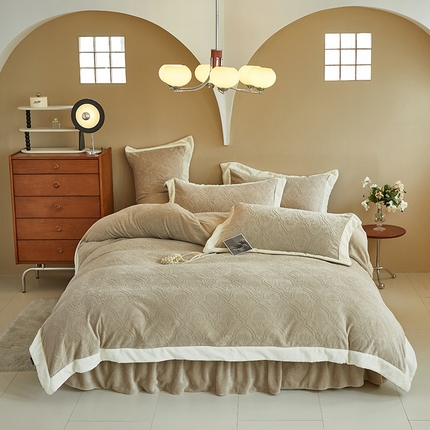 91家纺网 家纺一手货源 找家纺 舒梦琪家纺 2024新款雕花绒床盖拼角四件套 拼角咖