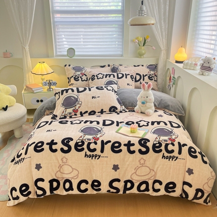 2024新款小清新牛奶绒高克重加厚保暖四件套 太空人