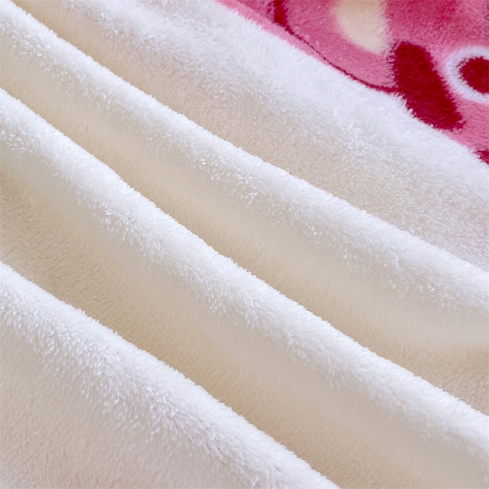 91家纺网 家纺一手货源 找家纺 凯儿家纺 2024新款A类牛奶绒印花枕套 萌萌熊宝