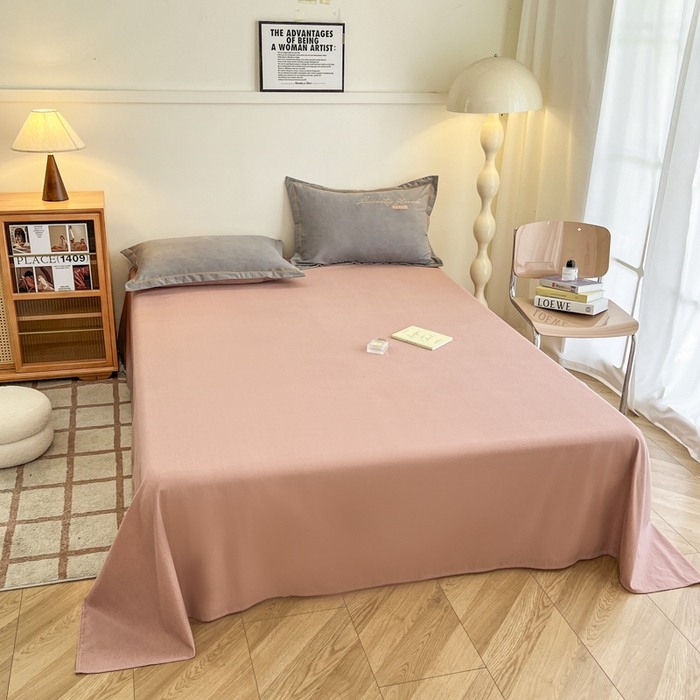 91家纺网 家纺一手货源 找家纺 菲梵家纺 2025新款纯色双拼全棉加厚磨毛刺绣款套单床单（自然光场景） 铂金粉