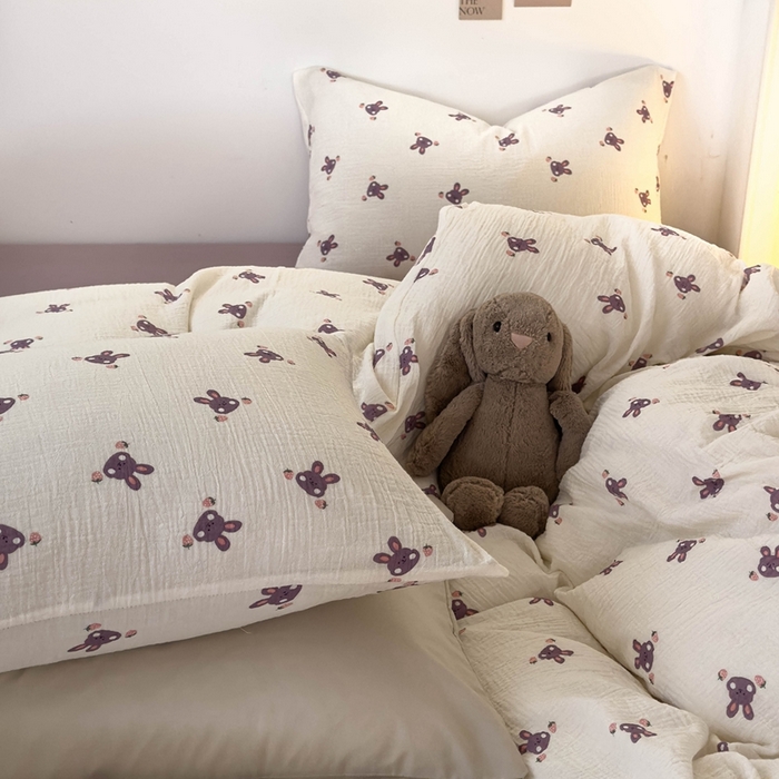 91家纺网 家纺一手货源 找家纺 洋铭区（原狠狠爱） 2024新款皱皱纱四件套 萌萌小紫兔