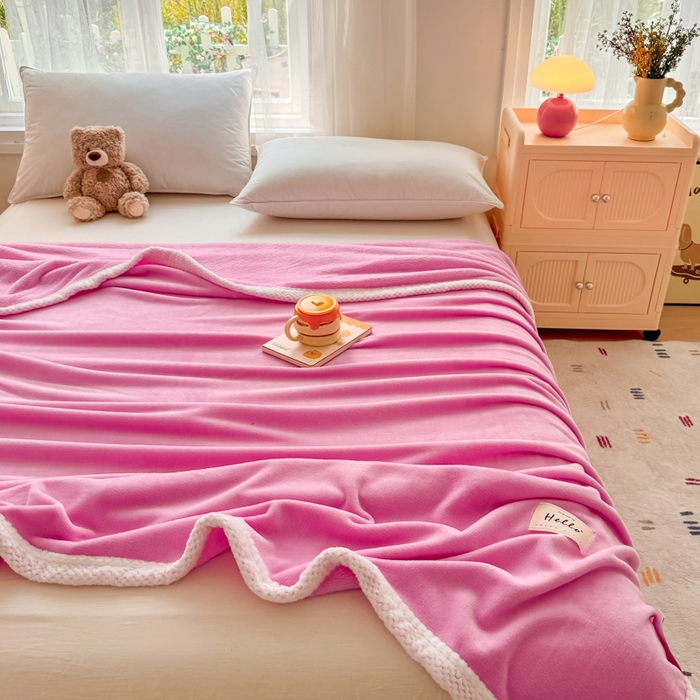 91家纺网 家纺一手货源 找家纺 侨鑫 2024新款高克重牛奶绒纯色毛毯 粉色