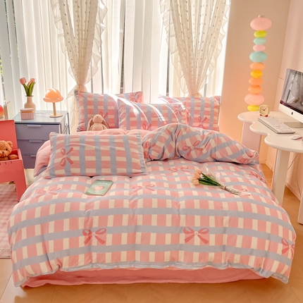 91家纺网 家纺一手货源 找家纺 （总）桃子家居 2024新款ins小清新花卉少女卡通跑量牛奶绒系列四件套