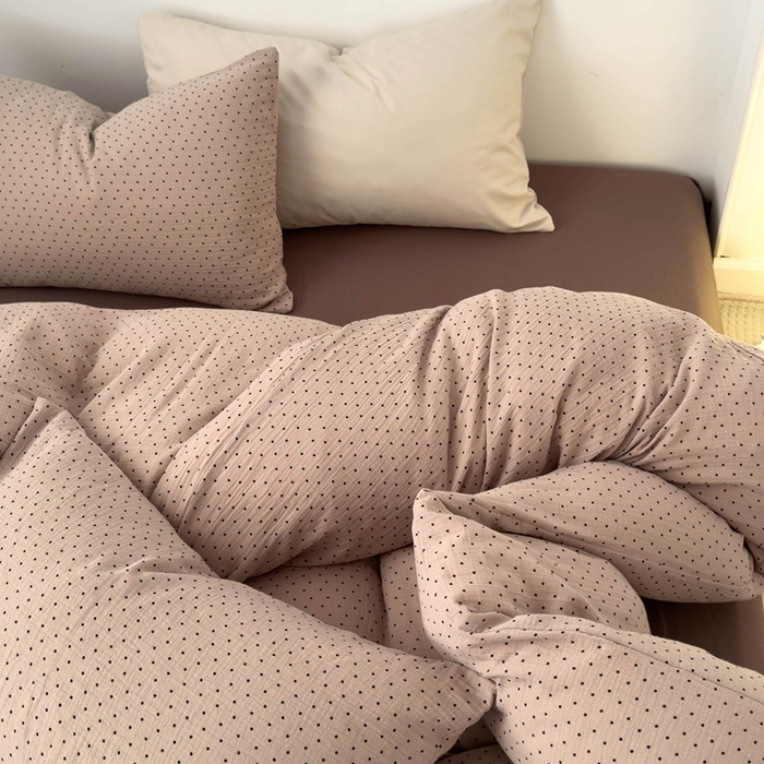 91家纺网 家纺一手货源 找家纺 洋铭区（原狠狠爱） 2024新款皱皱纱四件套 黑灰波点