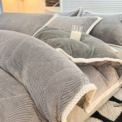 2024新款A类高克重3D立体雕花牛奶绒保暖系列套件单品-四件套 新芭蕉叶灰