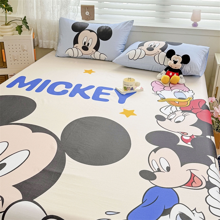 91家纺网 家纺一手货源 找家纺 名兮家居 2024新款大版经典奥特曼-三丽鸥全棉床单 【含防伪标】 叠叠乐