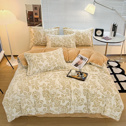 2024新款A类高克重立体浮雕牛奶绒加厚保暖系列-被套 爱意浓卡其