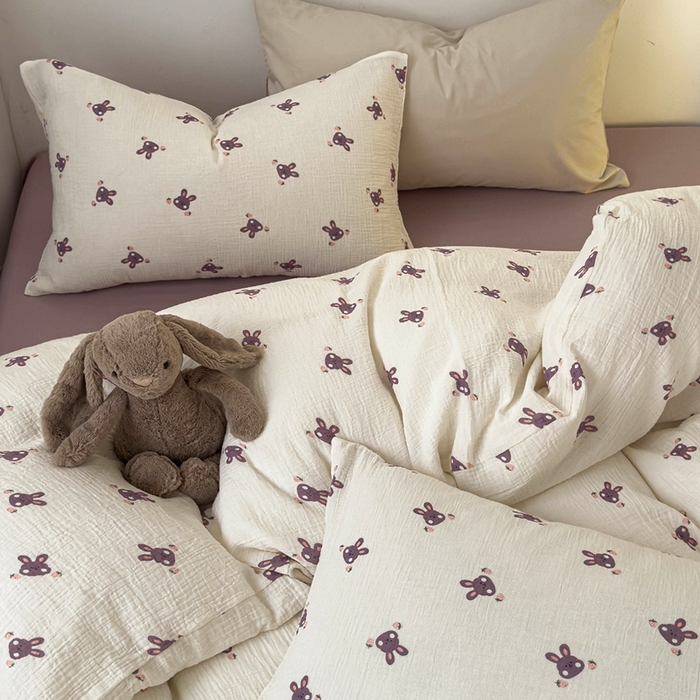 91家纺网 家纺一手货源 找家纺 洋铭区（原狠狠爱） 2024新款皱皱纱四件套 萌萌小紫兔