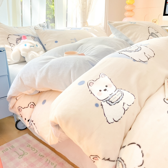 91家纺网 家纺一手货源 找家纺 桃子家居 2024新款ins小清新花卉少女卡通跑量牛奶绒系列四件套 绒-蓝甜小狗