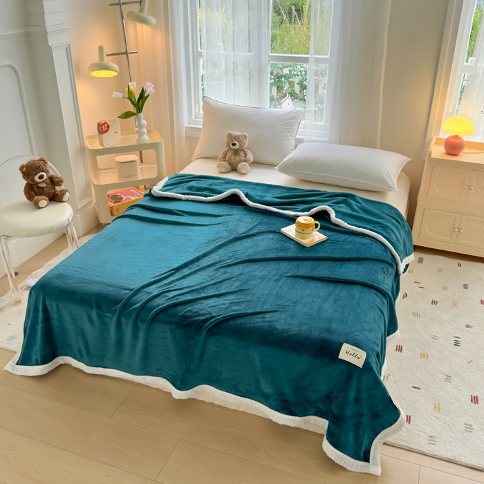 91家纺网 家纺一手货源 找家纺 侨鑫 2024新款高克重牛奶绒纯色毛毯 深蓝