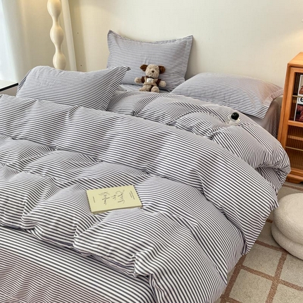 91家纺网 家纺一手货源 找家纺 新印象 2025新款全棉生态磨毛印花四件套灰白条纹