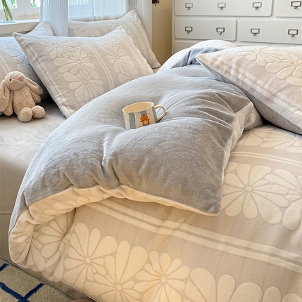 高克重上色立体雕花牛奶绒着色烂花四件套宝宝绒婴儿绒秋冬加厚法兰绒珊瑚绒三件套 晚意-灰