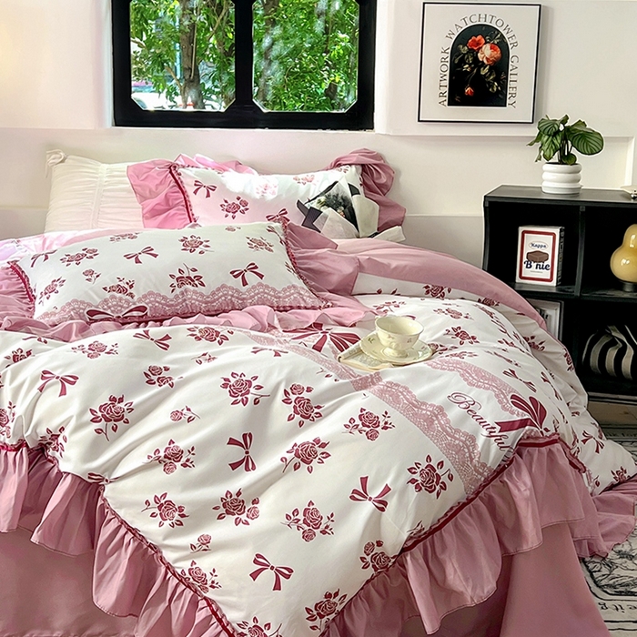 91家纺网 家纺一手货源 找家纺 春光里 2024新款法式大花边亲肤磨毛四件套 花样年华（桃红）