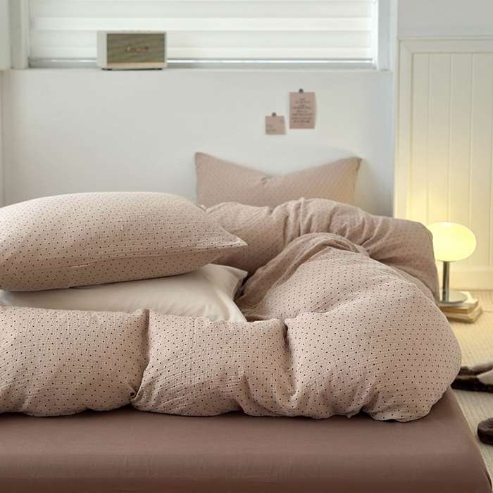 91家纺网 家纺一手货源 找家纺 洋铭区（原狠狠爱） 2024新款皱皱纱四件套 黑灰波点