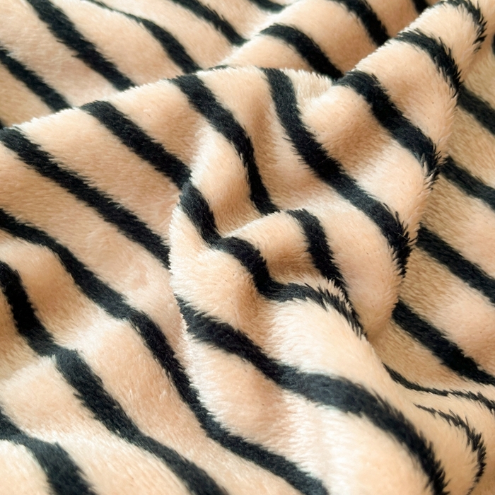 91家纺网 家纺一手货源 找家纺 川悦生活 2024新款高克重双面雪花绒毛毯 毛毯秋语-茶咖