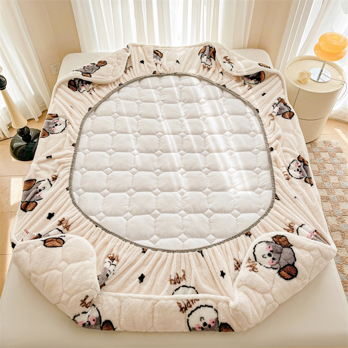 91家纺网 家纺一手货源 找家纺 雯豆家纺 2024冬款新品泰迪绒夹棉床笠三件套北极绒床垫保护套加厚保暖床笠 泰迪绒床笠-芭比熊