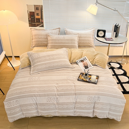 2024新款A类高克重立体浮雕牛奶绒加厚保暖简约风系列四件套 MIUMIU咖