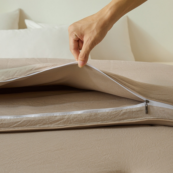 91家纺网 家纺一手货源 找家纺 创优家纺 2025新款良品针织棉子母被春秋被冬被二合一拉链款子母被 立体条纹-卡其