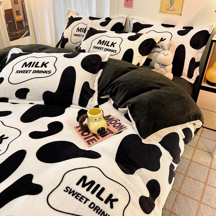 91家纺网 家纺一手货源 找家纺 2024新款A类高克重时尚风牛奶绒加厚保暖系列--枕套 大奶牛