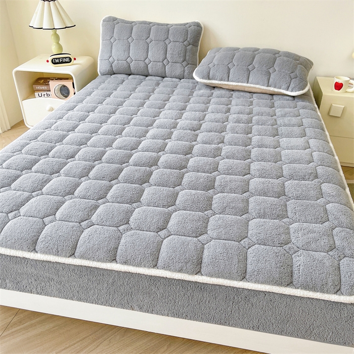 91家纺网 家纺一手货源 找家纺 雯豆家纺 2024冬款新品泰迪绒夹棉床笠三件套北极绒床垫保护套加厚保暖床笠 泰迪绒床笠-绅士灰