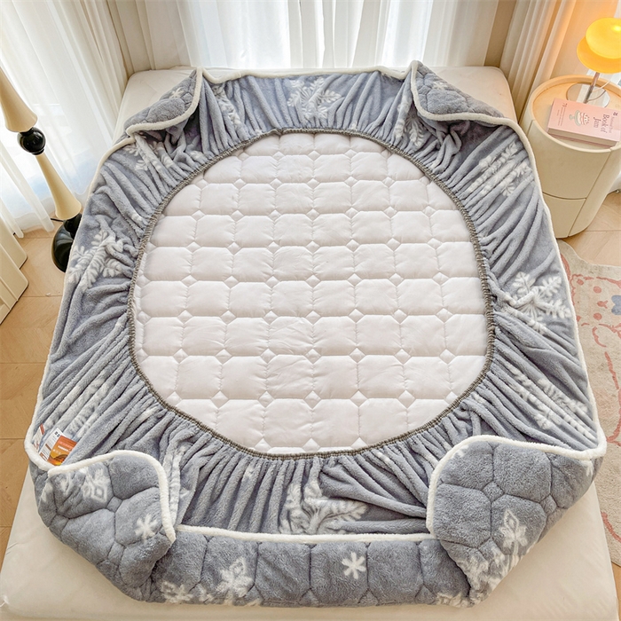 91家纺网 家纺一手货源 找家纺 雯豆家纺 2024冬款新品泰迪绒夹棉床笠三件套北极绒床垫保护套加厚保暖床笠 泰迪绒床笠-雪花飘飘-灰