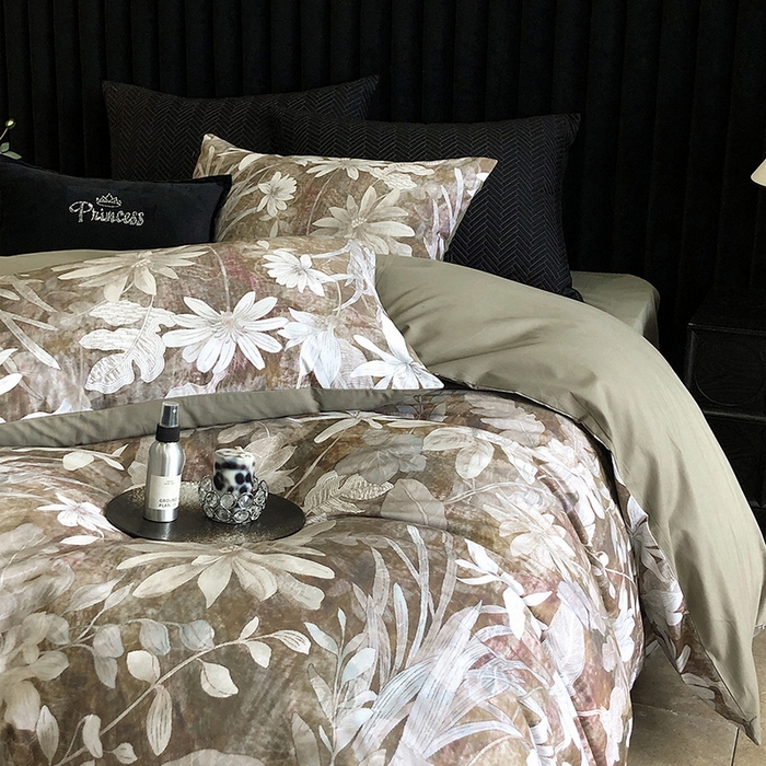 91家纺网 家纺一手货源 找家纺 立奥被业 2024新款全棉高密磨毛数码印花四件套 青棠绿