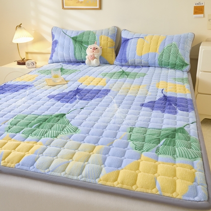 卡伦家纺 2025新款A类牛奶绒夹棉加厚床垫单人双人床垫保护垫 金叶飘香