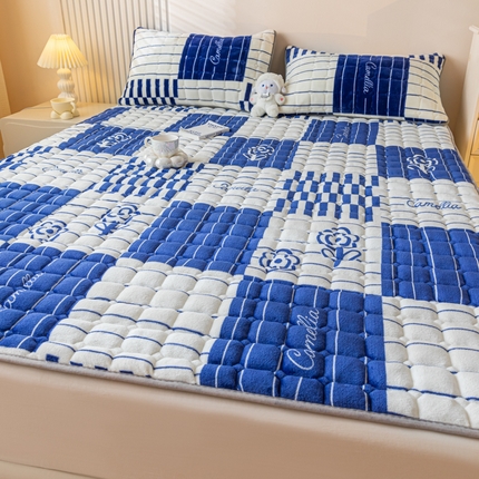 卡伦家纺 2025新款A类牛奶绒夹棉加厚床垫单人双人床垫保护垫 花开一夏