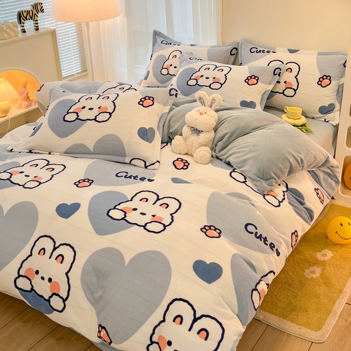 91家纺网 家纺一手货源 找家纺 2024新款A类高克重时尚风牛奶绒加厚保暖系列套件单品-四件套 爱心兔