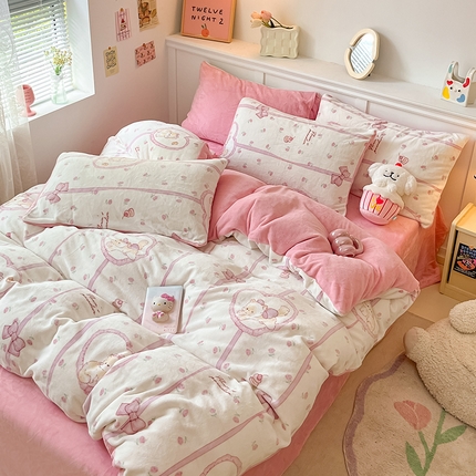 91家纺网 家纺一手货源 找家纺 （总）桃子家居 2024新款小清新卡通加厚牛奶绒全工艺200克印花牛奶绒系列四件套