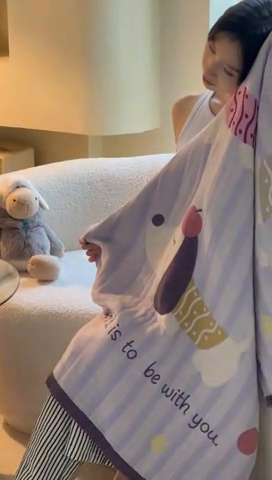 91家纺网 家纺一手货源 找家纺 雯雨家纺 2024新款四层全棉纱布浴巾加大毛巾80*160cm 平安狗