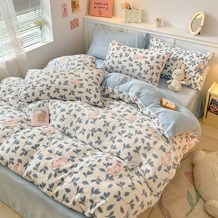 桃子家居 2024新款小清新卡通加厚牛奶绒全工艺200克印花牛奶绒系列四件套 绒-萌萌兔