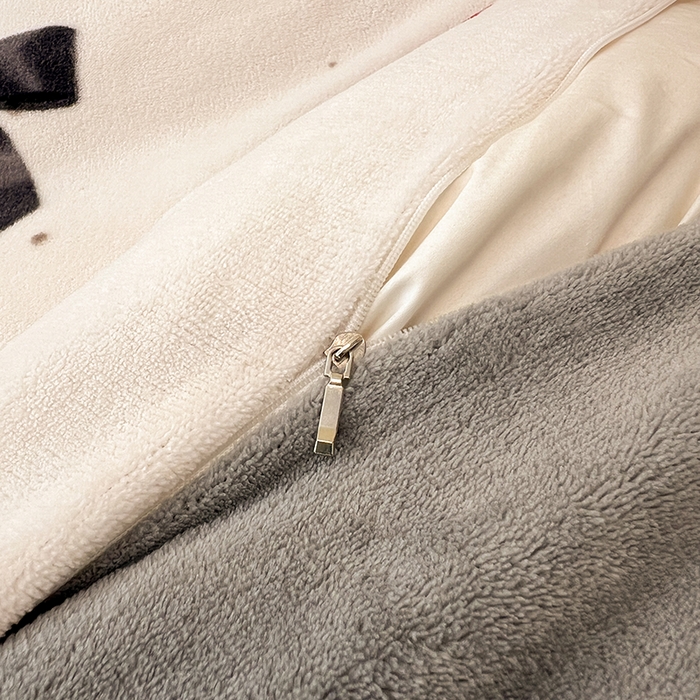 91家纺网 家纺一手货源 找家纺 2024新款A类高克重时尚风牛奶绒加厚保暖系列--枕套 爱心蝴蝶结