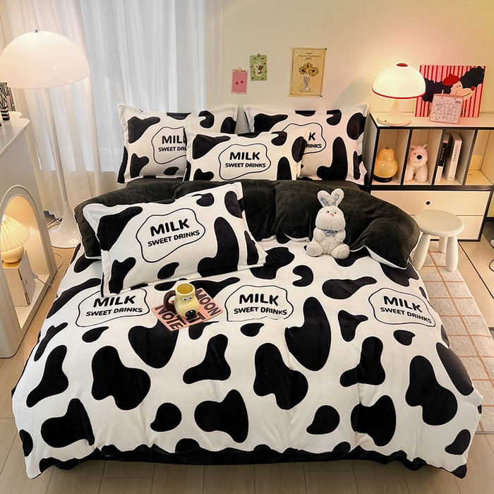 91家纺网 家纺一手货源 找家纺 2024新款A类高克重时尚风牛奶绒加厚保暖系列--枕套 大奶牛