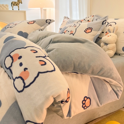 91家纺网 家纺一手货源 找家纺 （总）2024新款A类高克重时尚风牛奶绒加厚保暖系列套件单品-四件套