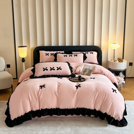 91家纺网 家纺一手货源 找家纺 （总）艺玲家纺 2024新品韩版公主法式牛奶绒毛巾绣刺绣花边四件套