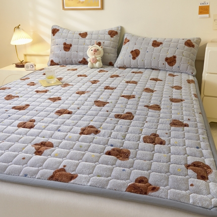 卡伦家纺 2025新款A类牛奶绒夹棉加厚床垫单人双人床垫保护垫 缤纷小可爱