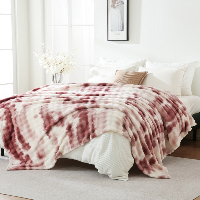 91家纺网 家纺一手货源 找家纺 巴木赫 2024新款300克印花泡泡毛毯毯子 红棕