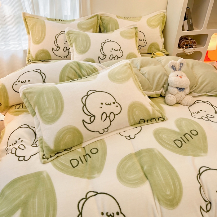 91家纺网 家纺一手货源 找家纺 2024新款A类高克重时尚风牛奶绒加厚保暖系列--枕套 爱心小龙