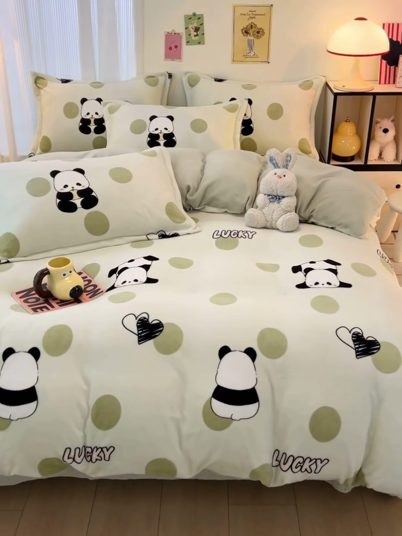 91家纺网 家纺一手货源 找家纺 2024新款A类高克重时尚风牛奶绒加厚保暖系列套件单品-被套 波点熊猫