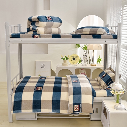 91家纺网 家纺一手货源 找家纺 绒品荟家纺 2025新款加厚牛奶绒三件套金貂绒法莱绒冬季床单款床笠款学生宿舍单人三件套 蓝大格