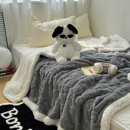 91家纺网 家纺一手货源 找家纺 （总）六巷胡同 2024新款INS云朵花舒棉绒羊羔绒毛毯