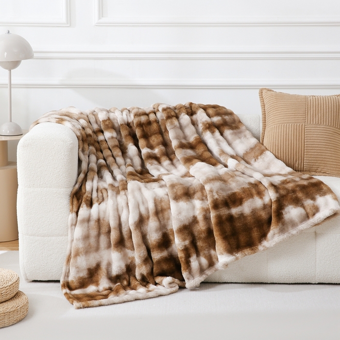 91家纺网 家纺一手货源 找家纺 巴木赫 2024新款300克印花泡泡毛毯毯子 棕色