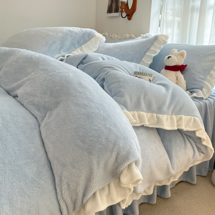 91家纺网 家纺一手货源 找家纺 星座家纺 2025新款牛奶绒花边床裙款四件套 床裙款-天空蓝