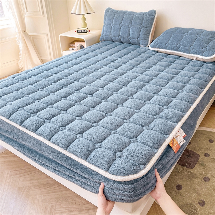 91家纺网 家纺一手货源 找家纺 雯豆家纺 2024冬款新品泰迪绒夹棉床笠三件套北极绒床垫保护套加厚保暖床笠 泰迪绒床笠-海因蓝
