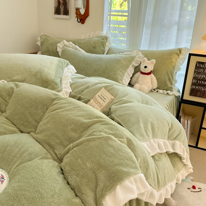 91家纺网 家纺一手货源 找家纺 星座家纺 2025新款牛奶绒花边床裙款四件套 床裙款-淡雅绿