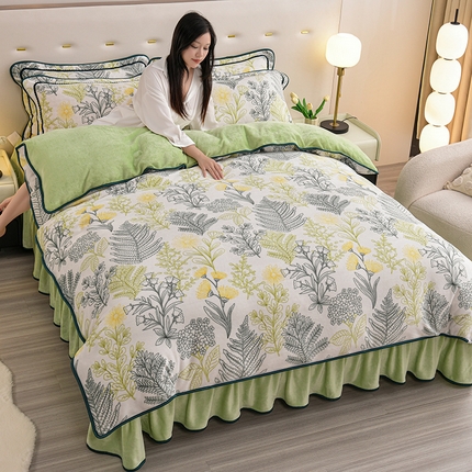 91家纺网 家纺一手货源 找家纺 赫本家纺  2025新品8-9斤爆品牛奶绒四件套床裙款金雕绒法莱绒四套件 香兰花园