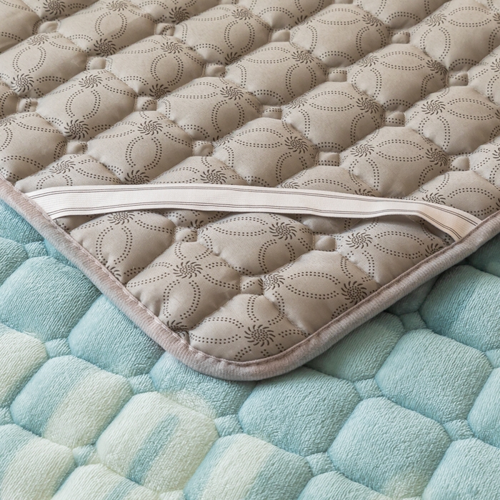 91家纺网 家纺一手货源 找家纺 卡伦家纺 2025新款A类牛奶绒夹棉加厚床垫单人双人床垫保护垫 梦想创造家